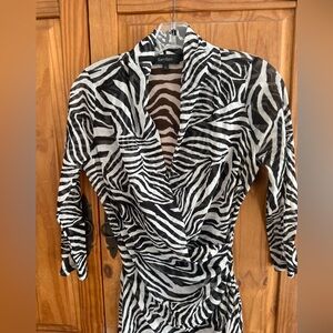 Karen Kane Black & White Zebra Print Wrap